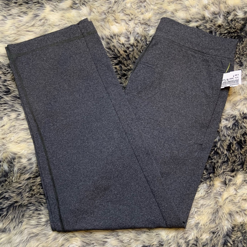 Men’s Medium Lululemon 4 Pocket Lightweight Athletic Sweatpants Grey